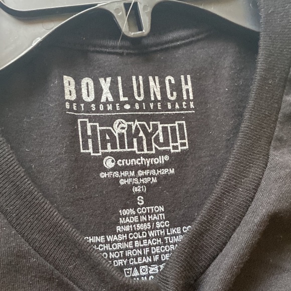 🏐✨NWT BOX LUNCH HAIKYUU ANIME TEE✨🏐 - Picture 4 of 7